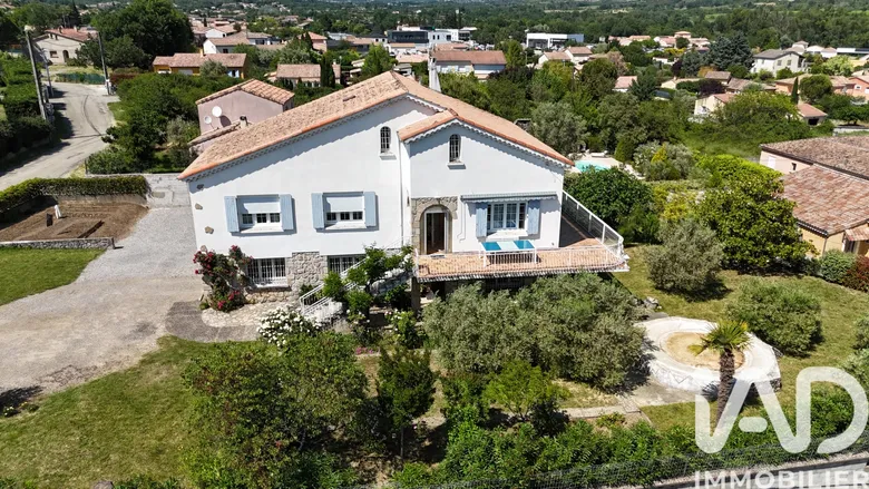 Maison 6 pièces 103 m² · à Lavilledieu · 103 m² · 285 000 €
