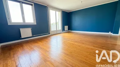 Apartment in Saint-Étienne (42100)