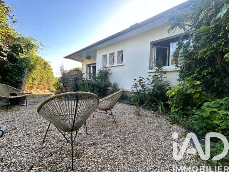 Maison 6 pièces 120 m² · à Lillebonne · 120 m² · 239 000 €
