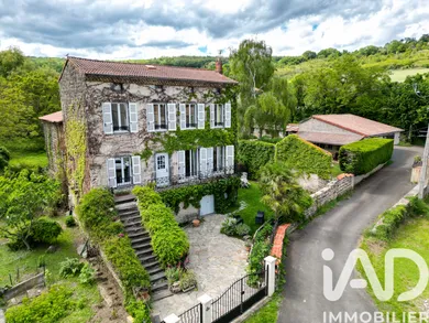 Maison de village à Le Broc (63500)