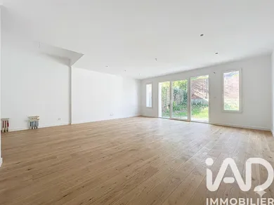 Maison à Suresnes (92150)