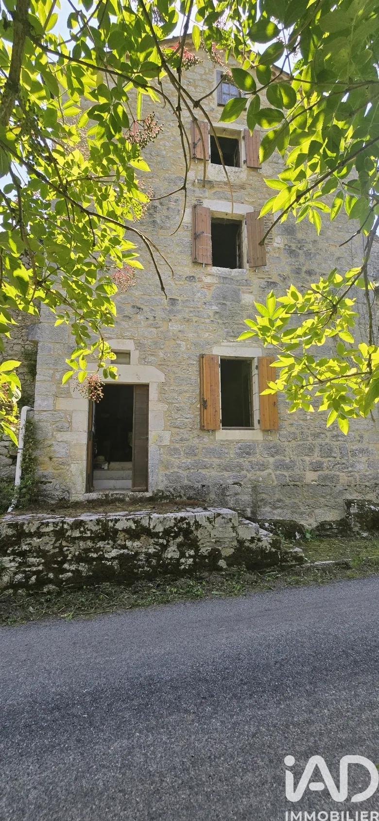 Maison 3 pièces 62 m² · à Bouziès · 61,5 m² · 56 500 €