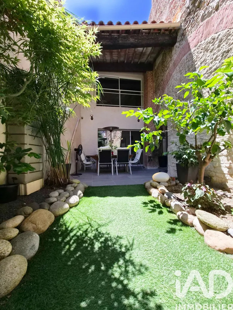Maison 5 pièces 190 m² · à Pia · 190 m² · 379 000 €