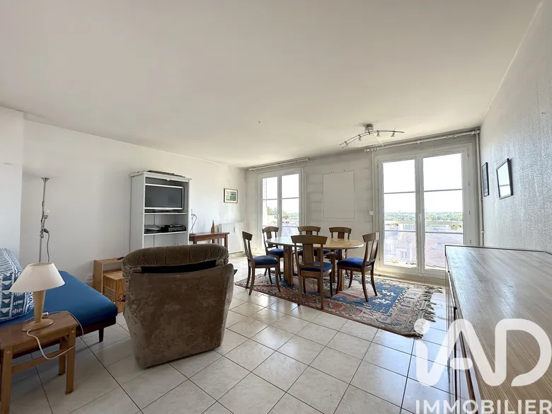 Appartement 3 pièces 83 m² · à Pontoise · 83,5 m² · 219 000 €