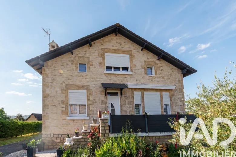 Maison 7 pièces 121 m² · à Beauregard-de-Terrasson · 121 m² · 299 000 €