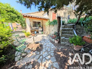 House in Vacqueyras (84190)