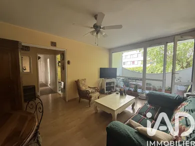 Apartment in Chelles (77500)