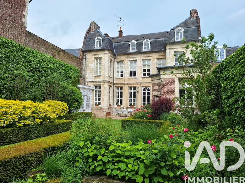 Maison 8 pièces 240 m² · à Arras · 240 m² · 850 000 €