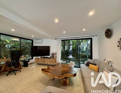 House in La Possession (97419)