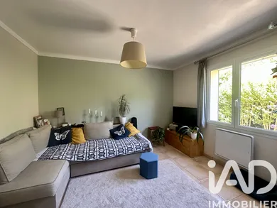 Townhouse in Saint-Fargeau-Ponthierry (77310)