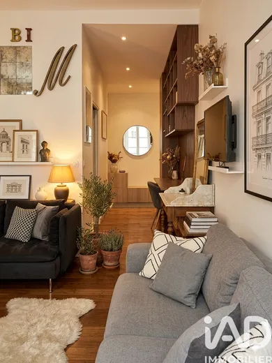 Apartment in Paris (75003)
