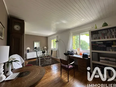 Maison de village à Douelle (46140)