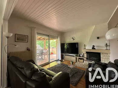 Maison de village à Douelle (46140)