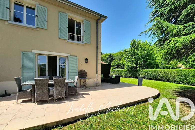 Maison 7 pièces 115 m² · à Vernouillet · 115 m² · 447 000 €