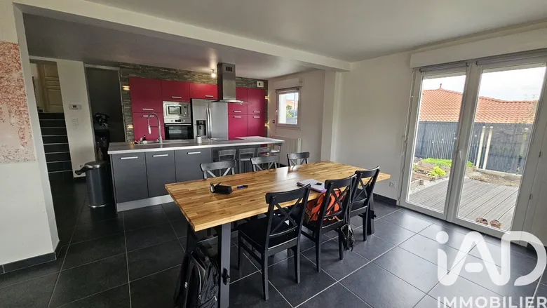 Maison 6 pièces 129 m² · à Le Cendre · 129 m² · 335 000 €