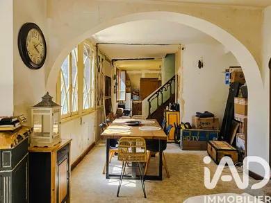 Maison de village à Saint-Constant (15600)