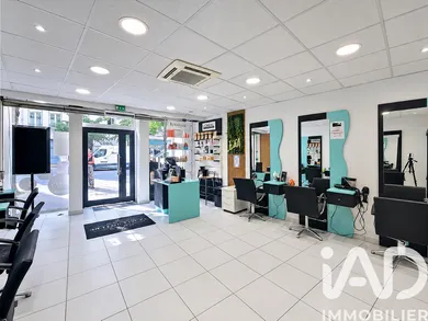 Beauty, Hairdressing in Paris (75010)