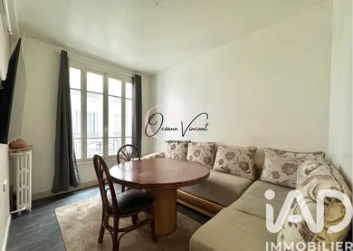 Apartment in Paris (75018)