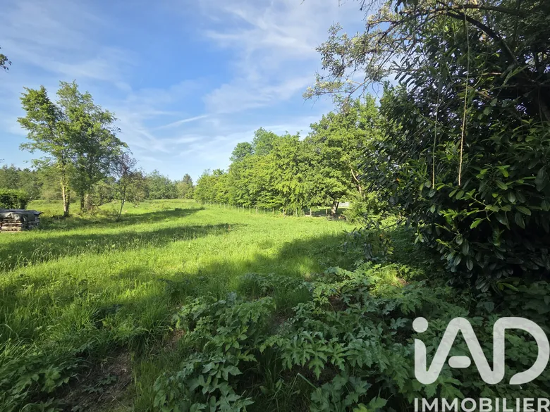 Terrain 1900 m² · à Yèvres · 1 900 m² · 10 500 €