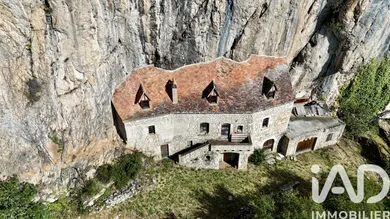 Village house in Saint-Sulpice (46160)