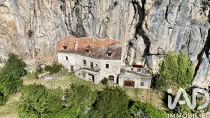 Maison de village à Saint-Sulpice (46160)