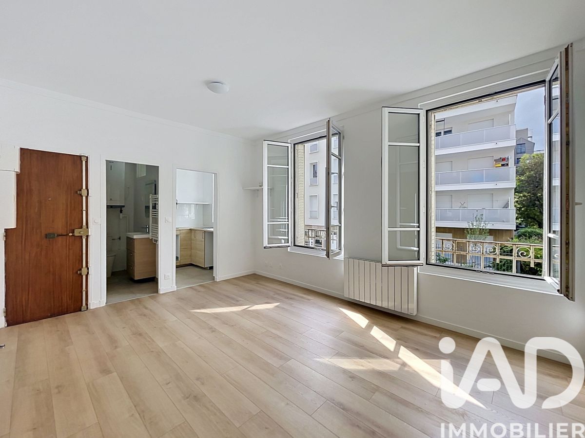 Appartement 2 pièces de 33 m² à Chaville (92370)