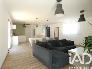 Detached house in Niort (79000)