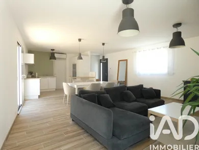 Detached house in Niort (79000)