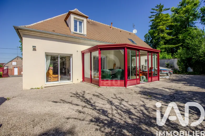 Maison 8 pièces 174 m² · à Choisy-au-Bac · 174 m² · 424 000 €