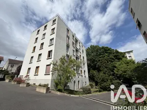 Apartment in Thiais (94320)