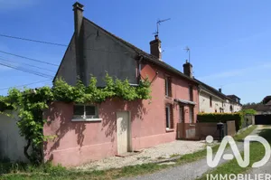 Maison de village à Savins (77650)