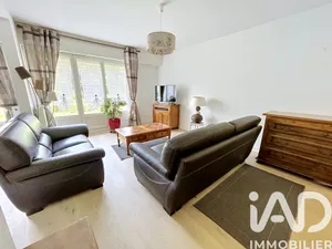 Apartment in Rosny-sous-Bois (93110)