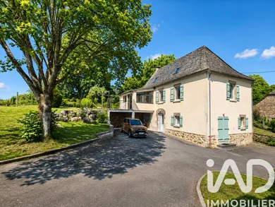 House in Neuville (19380)