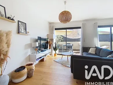 Townhouse in Saint-Genis-les-Ollières (69290)