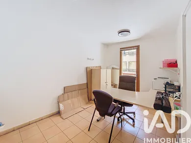 Commercial walls in Digne-les-Bains (04000)
