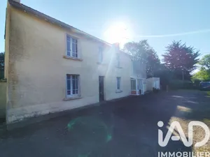Maison de village à Sainte-Marie (35600)