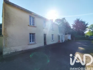 Village house in Sainte-Marie (35600)