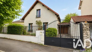 Maison de ville à Villiers-le-Bel (95400)