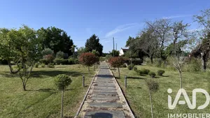 Land in Bazoches-sur-le-Betz (45210)
