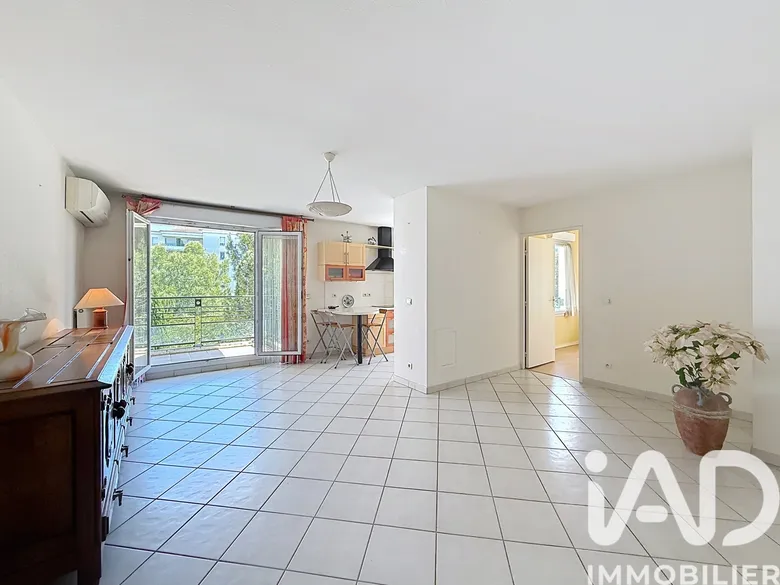 Appartement 4 pièces 81 m² · à Tassin-la-Demi-Lune · 81 m² · 325 000 €