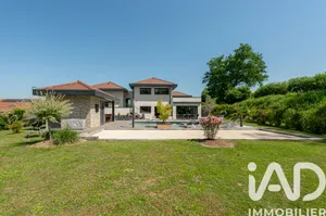 Architectural house in Saint Martin Bellevue (74370)