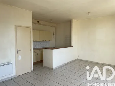 Apartment in Ancy-le-Franc (89160)