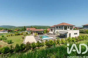Maison d'architecte à Saint Martin Bellevue (74370)