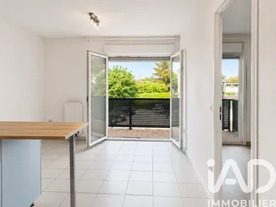 Apartment in Le Haillan (33185)