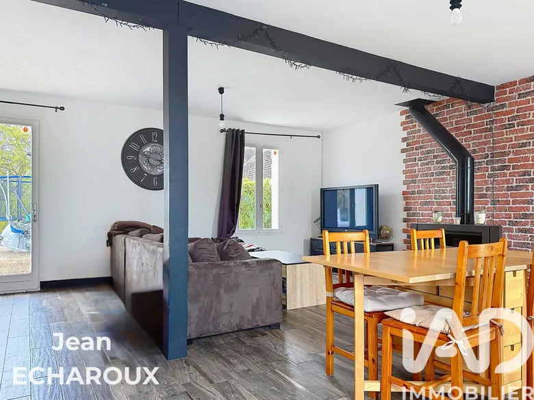 Maison 5 pièces 96 m² · à Auneau-Bleury-Saint-Symphorien · 96 m² · 225 000 €