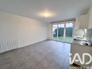 Appartement à Pontault-Combault (77340)