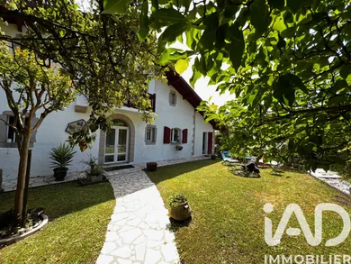 Maison à Ustaritz (64480)