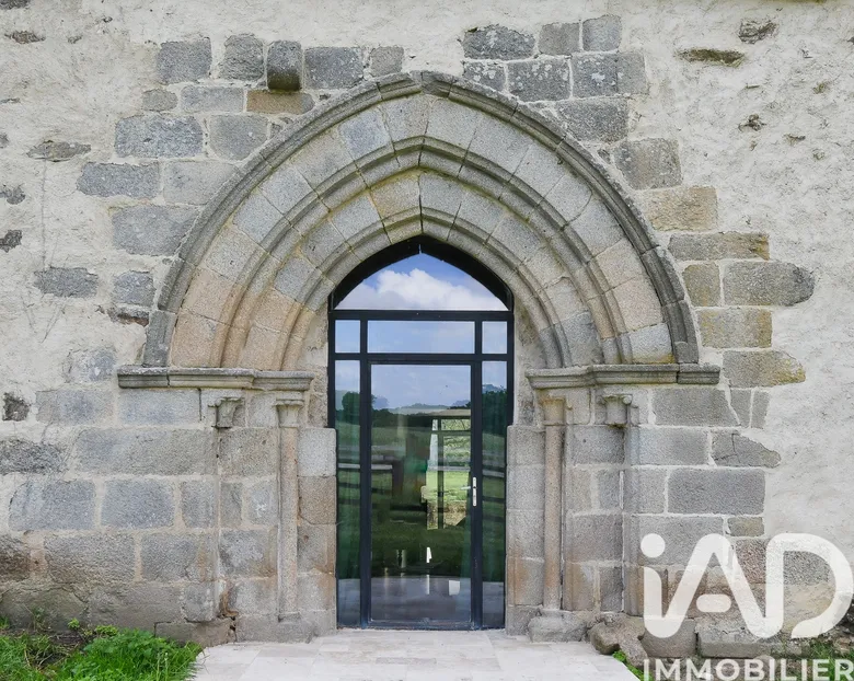 Maison 5 pièces 268 m² · à Fromental · 268 m² · 707 000 €