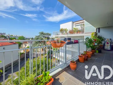 Apartment in Créteil (94000)