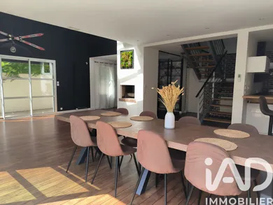 Townhouse in Nantes (44300)
